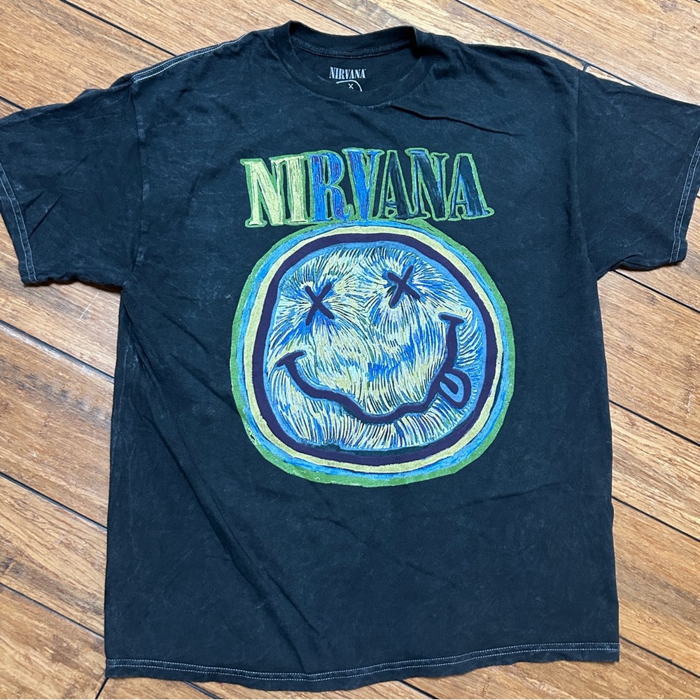 Nirvana graphic T.